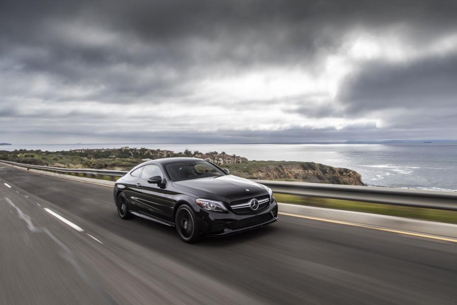  Mercedes-AMG C43 4Matic Coupe (C205) 2018 года  (NA) (фото 11 из 45)
